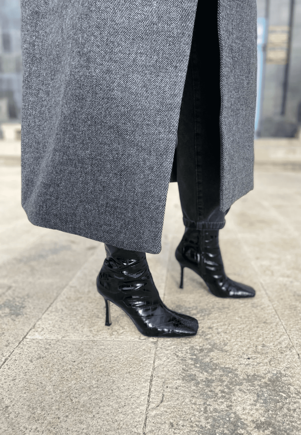 Julie Vamp Look - Image 4