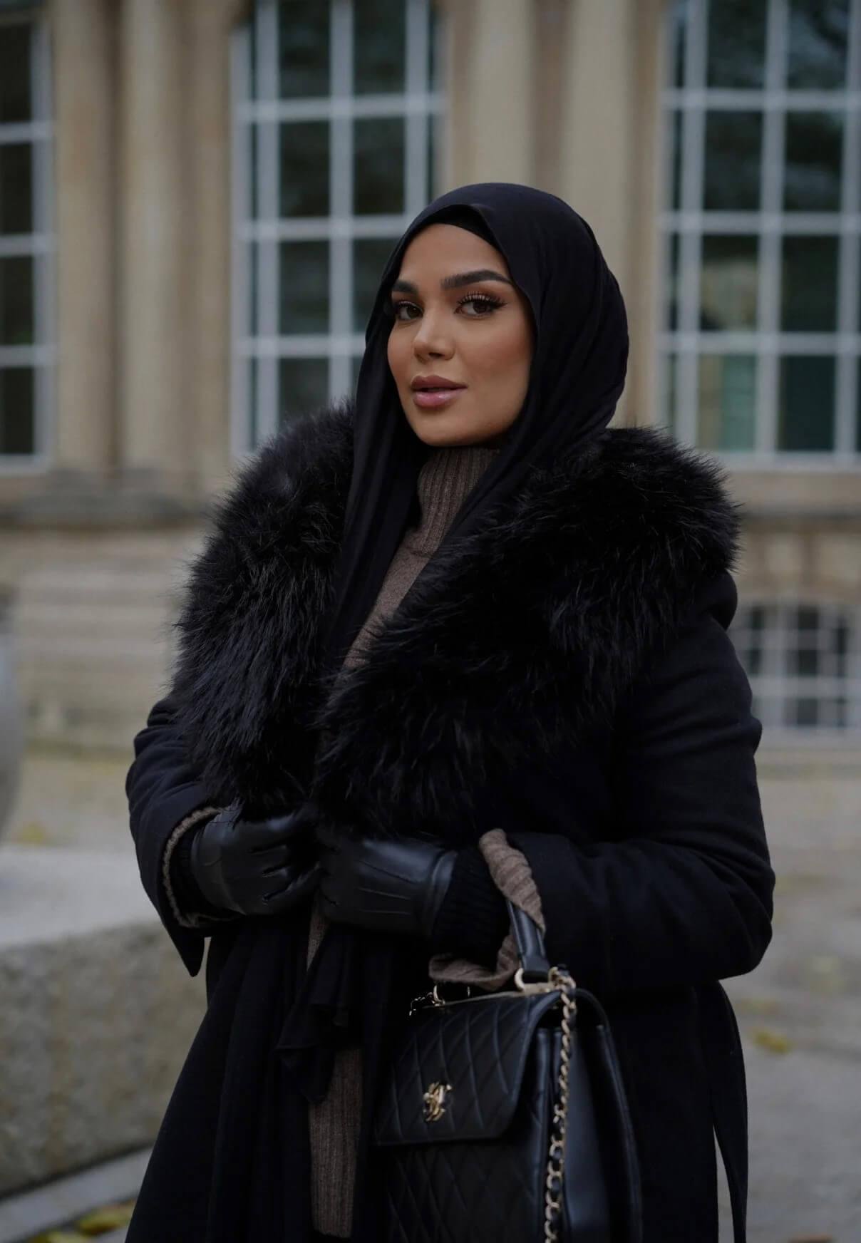 Modern Eastern Style - Image 3